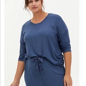 Nwt Torrid size 3 blue ribbed Dolman sleep top